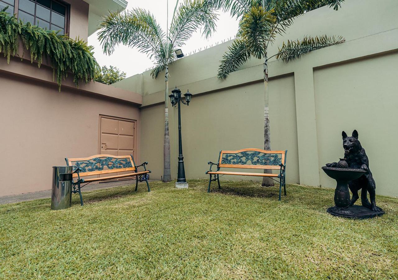 Luxva Hotel Boutique Guayaquil Buitenkant foto